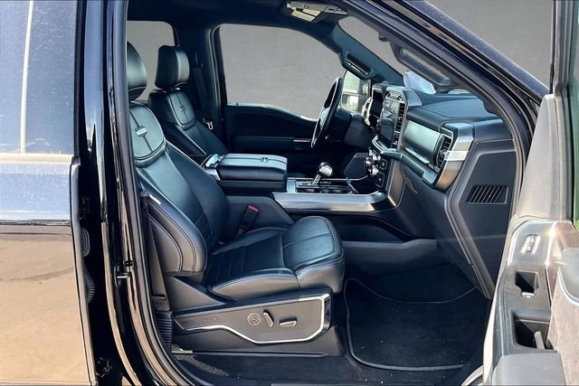 Used 2025 Black Ford Platinum image 5