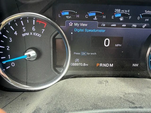 Used 2019 Gray Ford Limited image 9