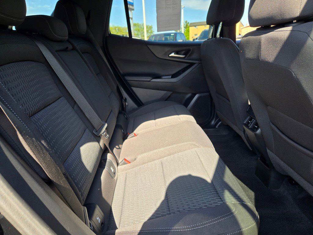 2025 Chevrolet Equinox LT - Photo 10