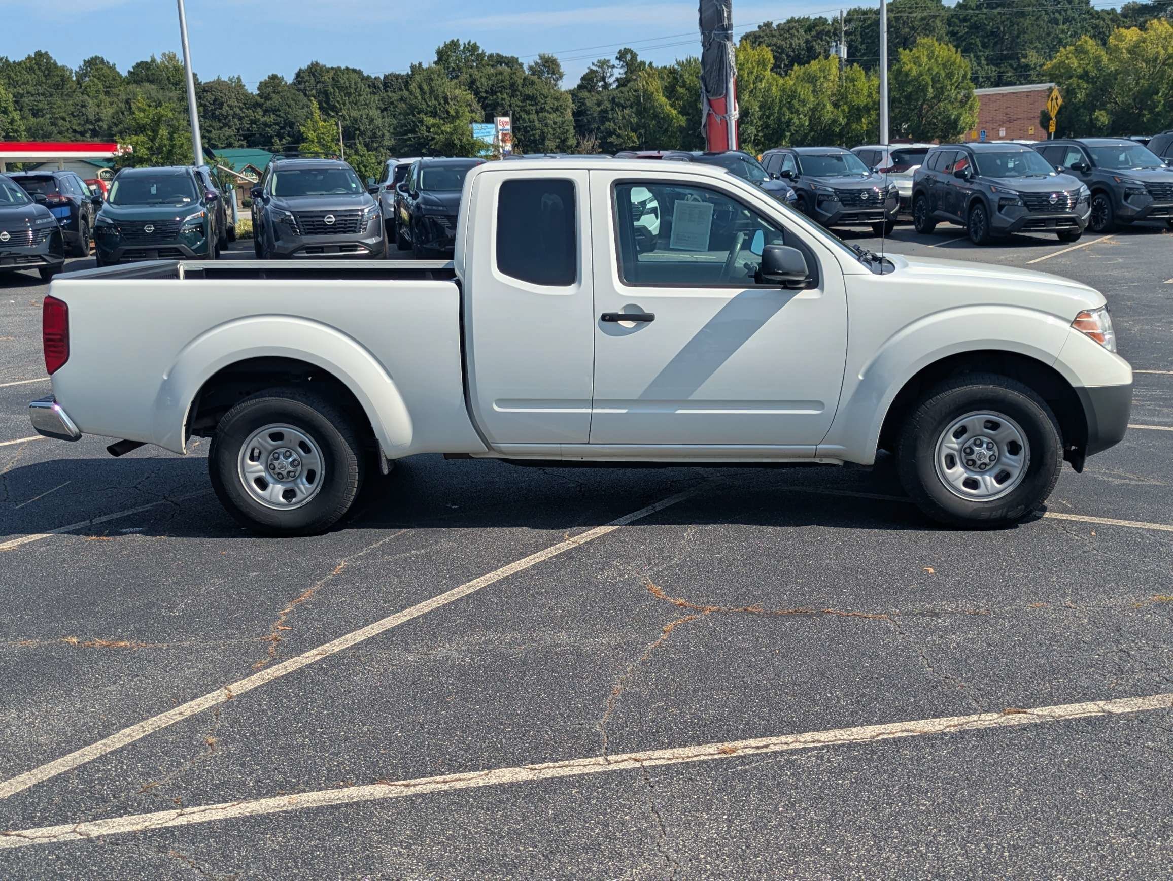 Used 2013 White Nissan S image 2