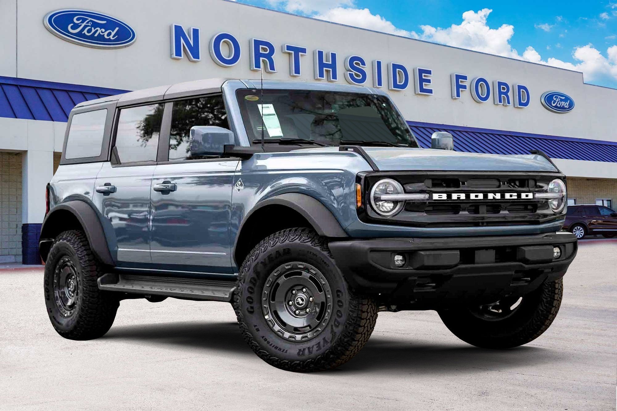 2025 Ford Bronco Outer Banks 4x4's photo