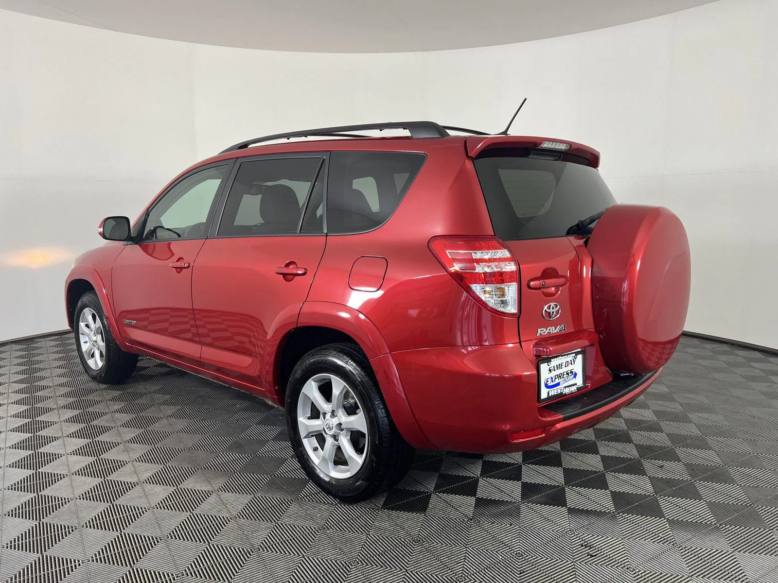 Used 2011 Barcelona Red Metallic Toyota Limited image 5