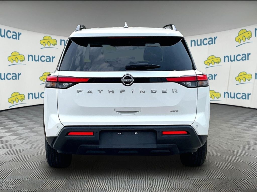 Used 2025 Glacier White Nissan SV image 5