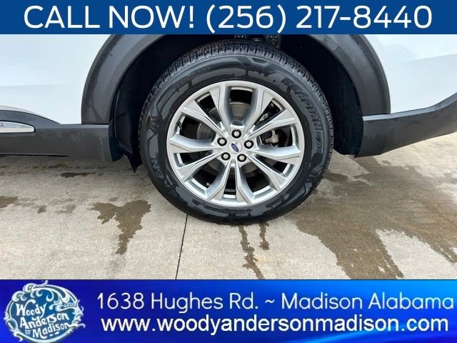 Certified Used 2022 White Metallic Ford XLT image 7