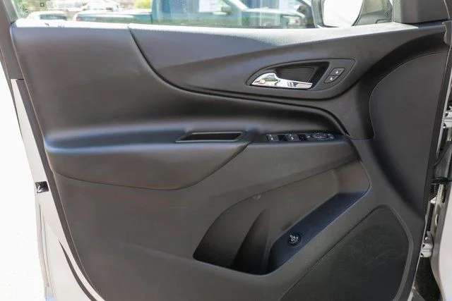Used 2020 Silver Chevrolet LT image 16