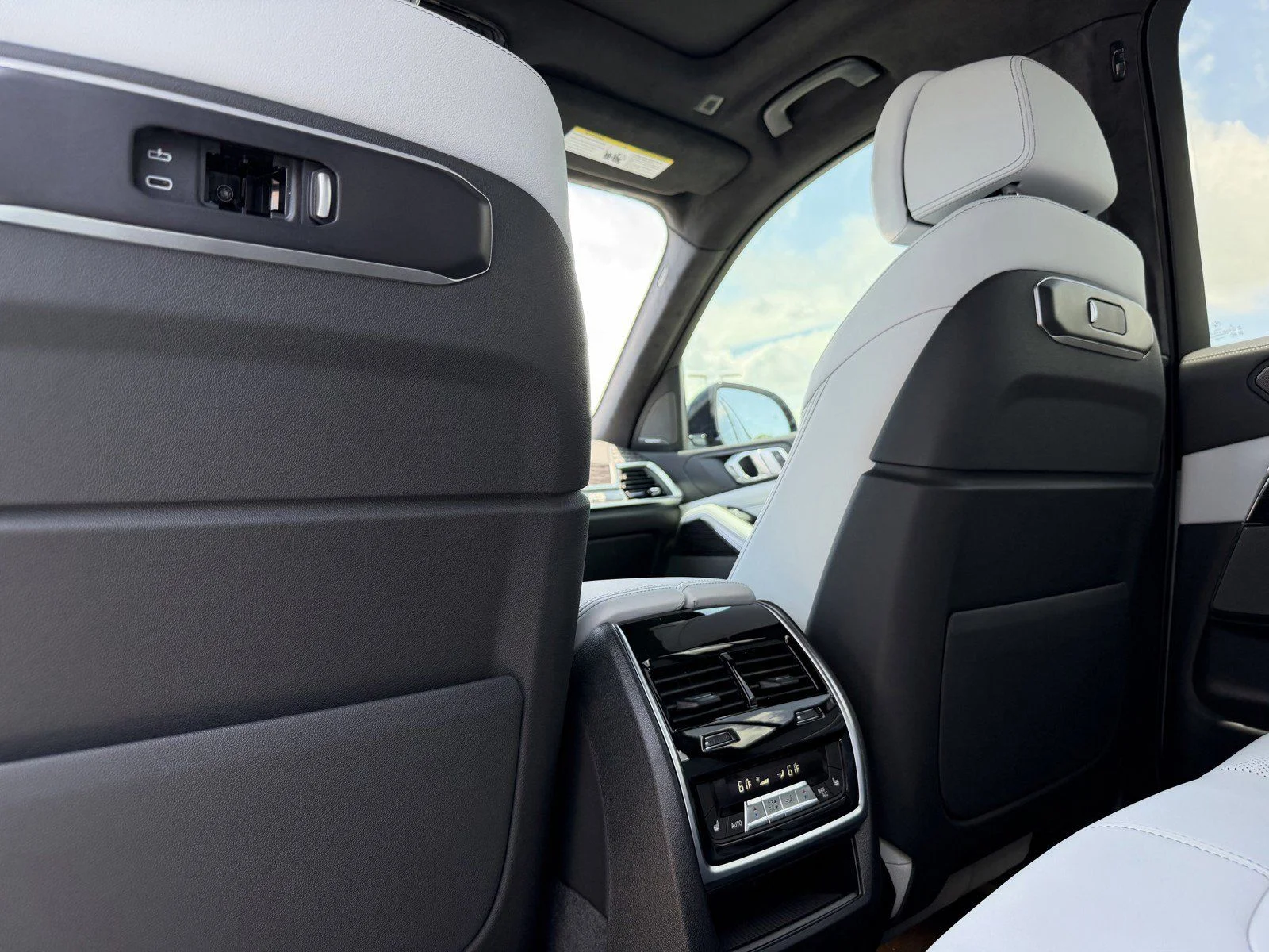 New 2026 Brooklyn Grey Metallic BMW xDrive40i image 19