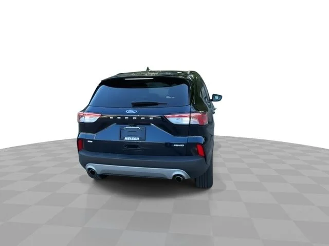 Used 2015 Black Ford Titanium image 9