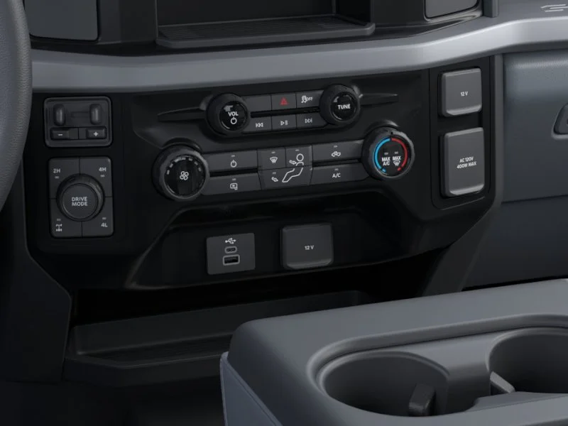 New 2026 Oxford White Ford F-250® XL image 38