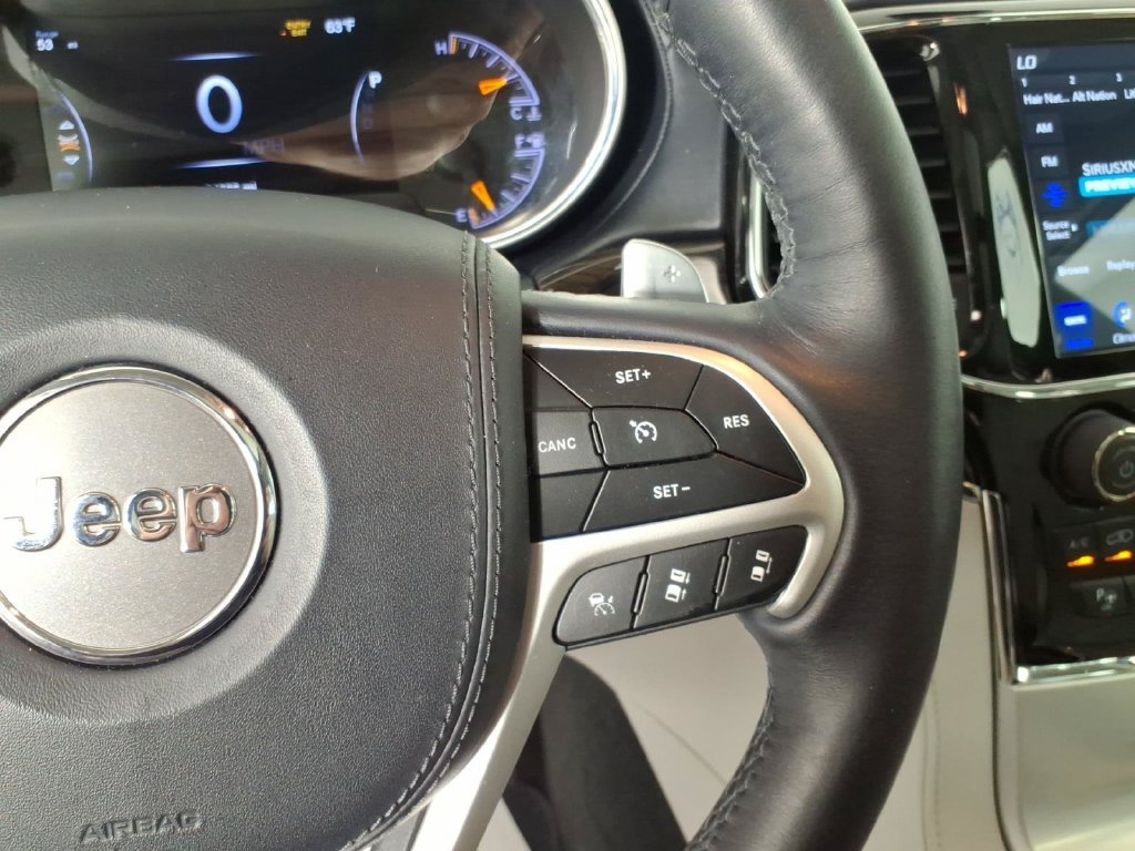 Used 2021 White Jeep Summit image 19