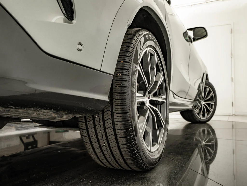 Used 2024 Skyscraper Gray Metallic BMW M60i image 51