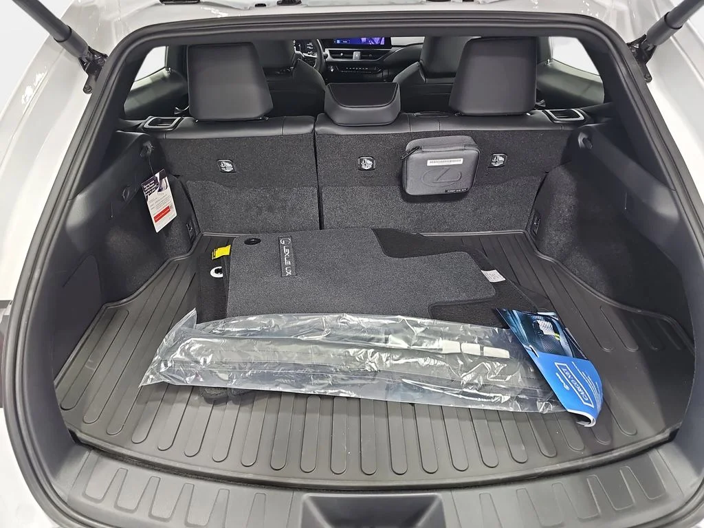 New 2026 Ultra White Lexus PREMIUM AWD image 10