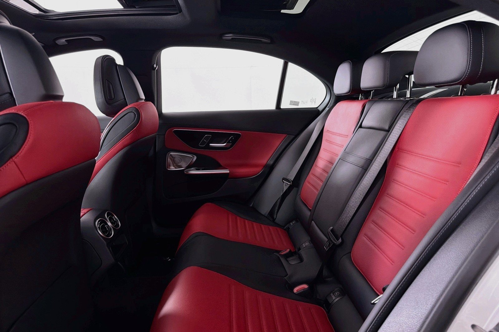 New 2026 Polar White Mercedes-Benz C 300 Sedan image 7