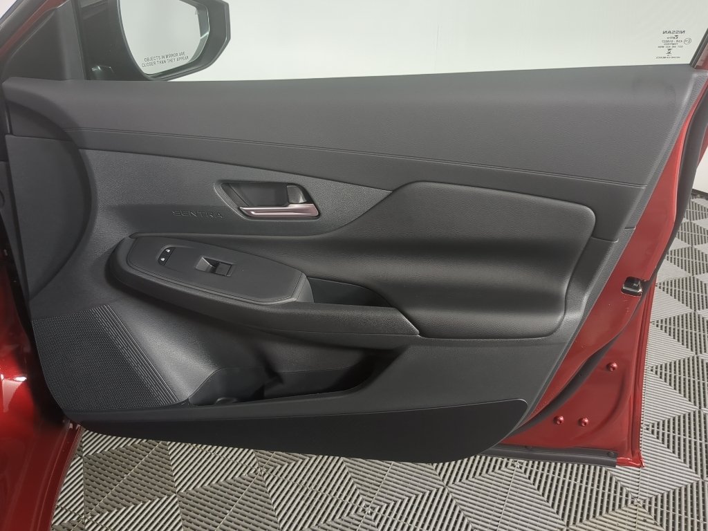 New 2027 Scarlet Ember Tintcoat Nissan SV image 18