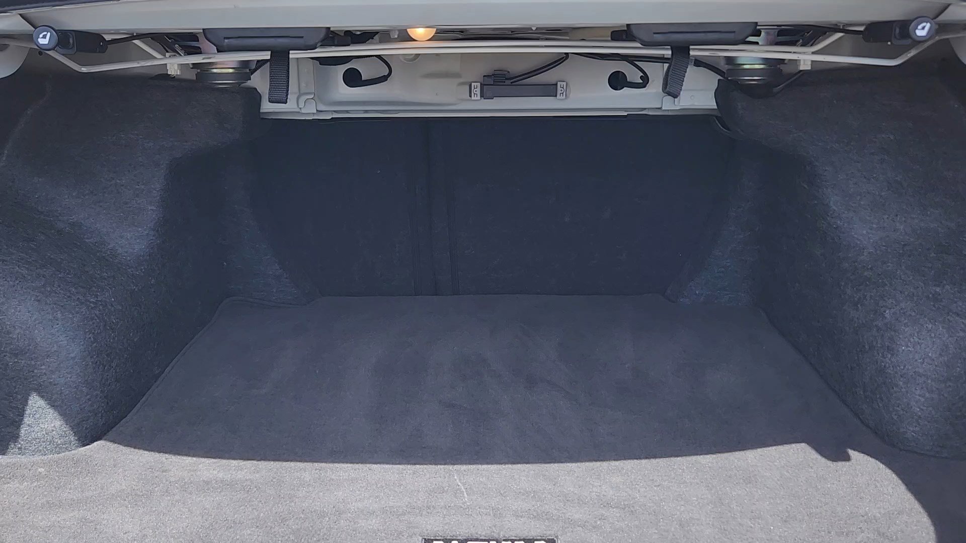 2025 Nissan Altima SV - Photo 19