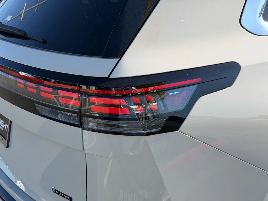 New 2027  Volkswagen SEL Premium R-Line image 8
