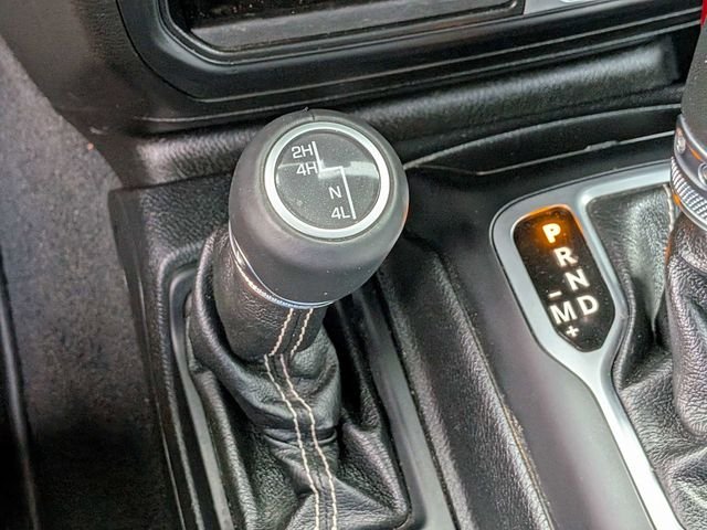 Used 2020 White Jeep Overland image 25