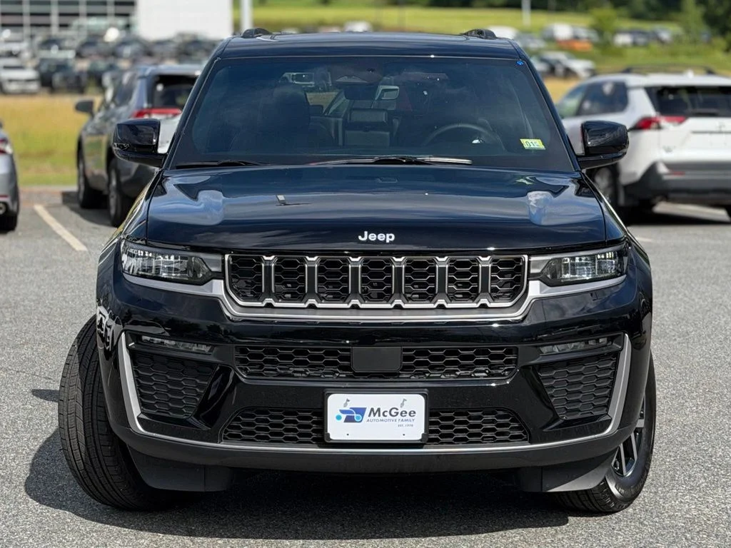 Used 2026 Black Jeep Limited image 2
