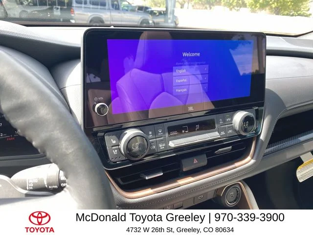 Certified Used 2025  Toyota MAX Platinum image 19