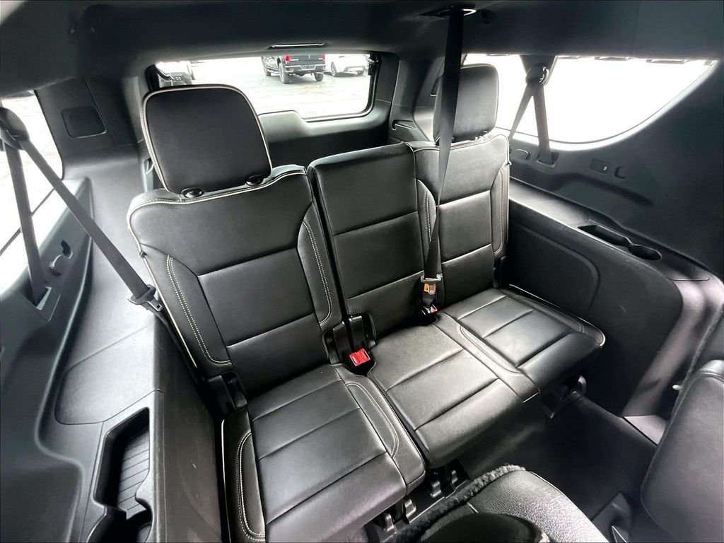 Used 2021 Gray Chevrolet Premier image 16