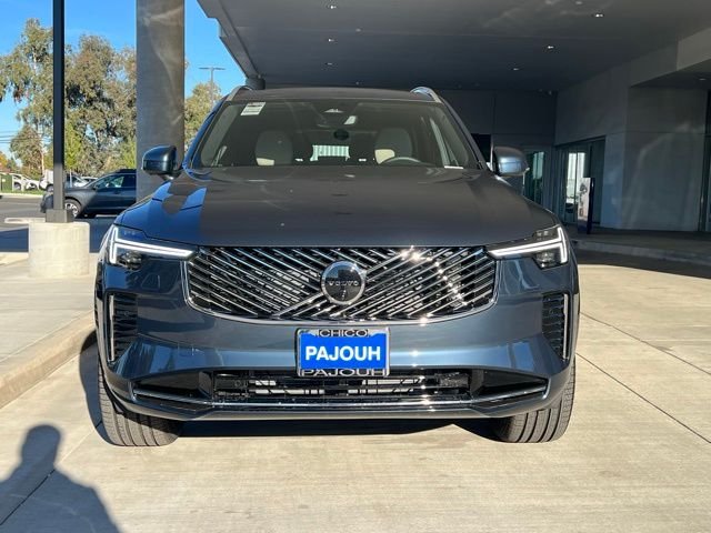 2026 Volvo XC90 Plus photo 2