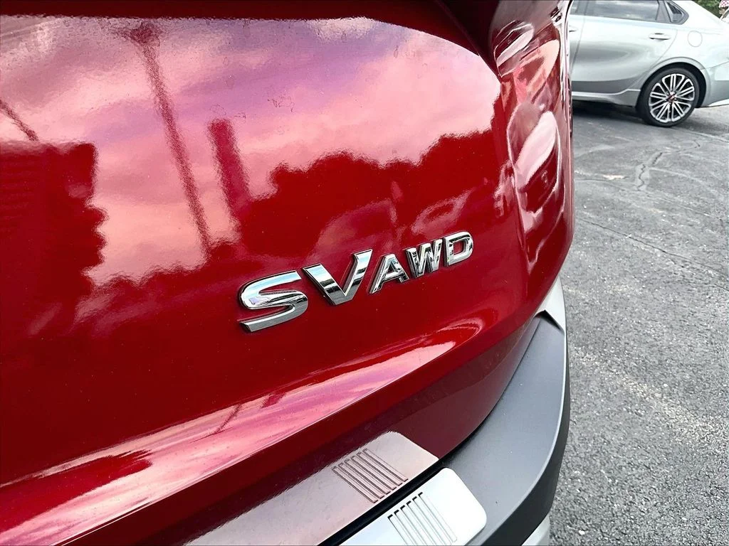 Used 2023 Red Nissan SV image 8