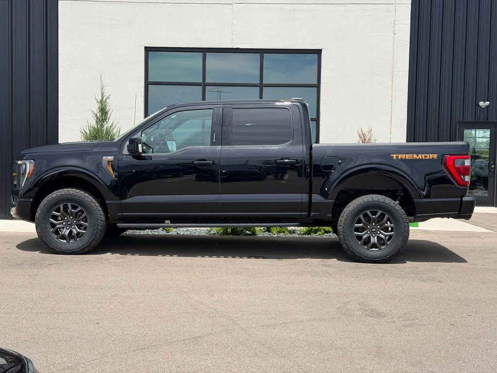 Used 2023 Black Ford Tremor image 2