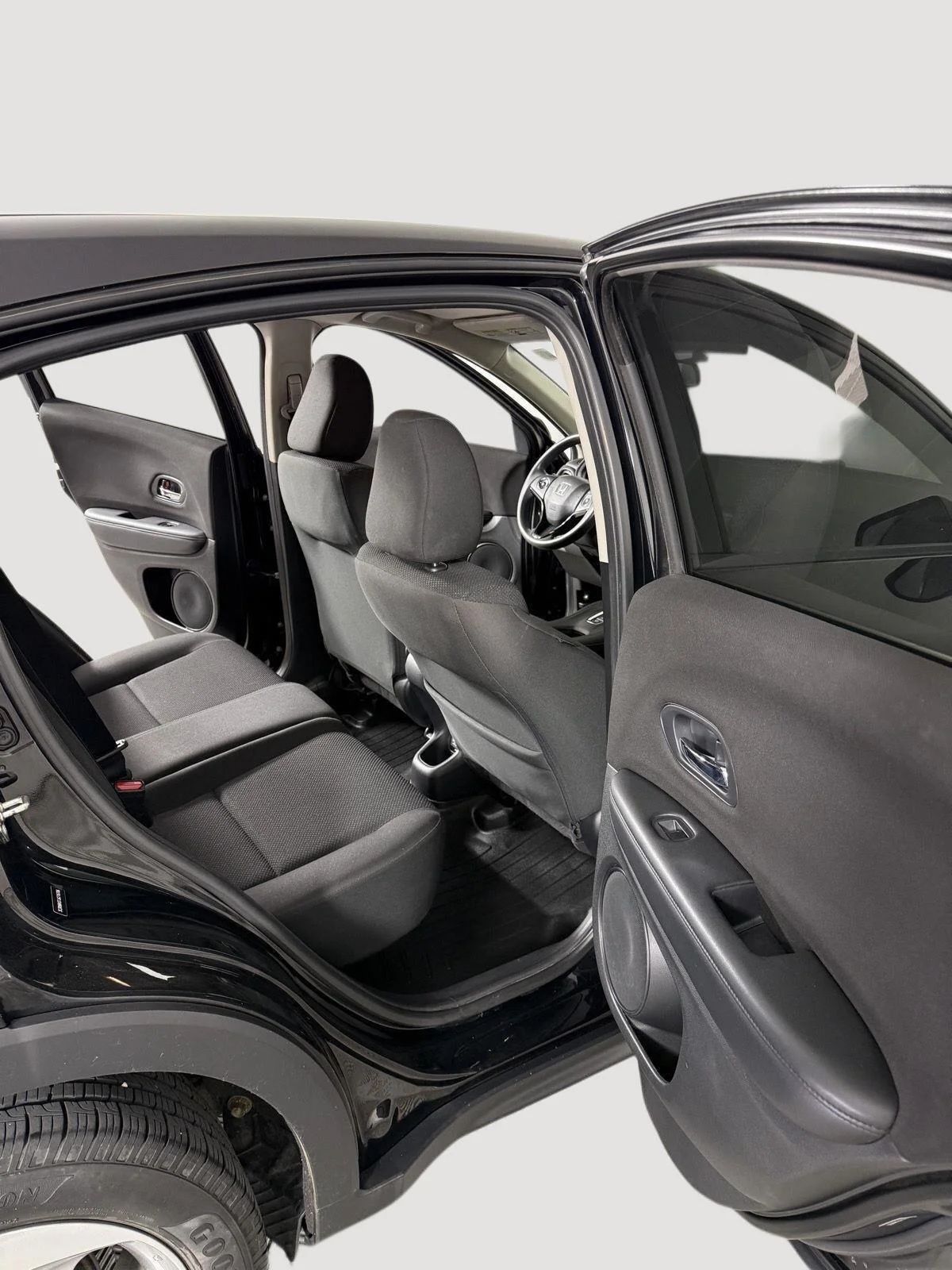 Used 2018 Crystal Black Pearl Honda LX image 14