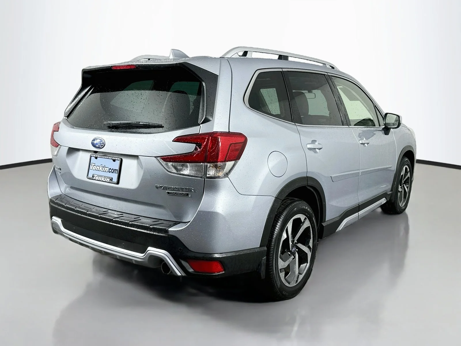 Used 2023 Ice Silver Metallic Subaru Touring image 7