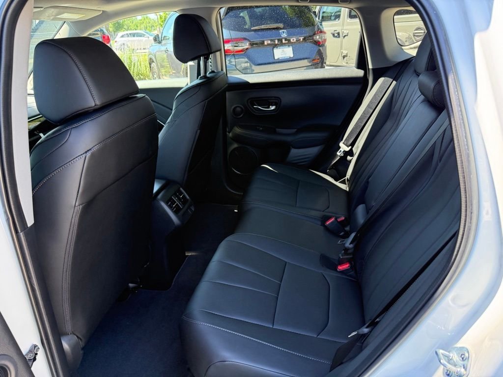 Used 2026 Solar Silver Metallic Acura Base image 17