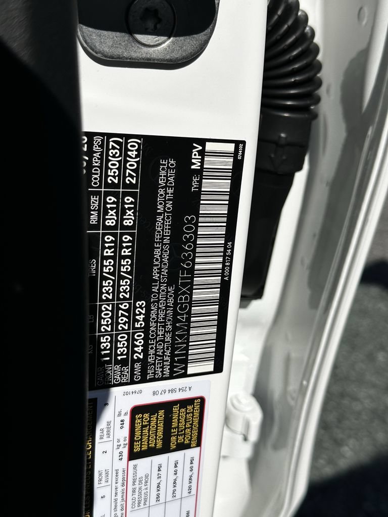 New 2026 Polar White Mercedes-Benz GLC 300 image 36