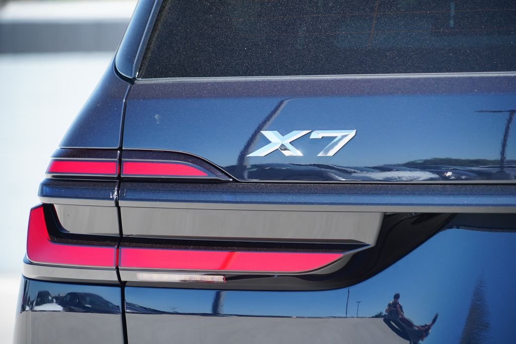 New 2027 Carbon Black Metallic BMW xDrive40i image 9