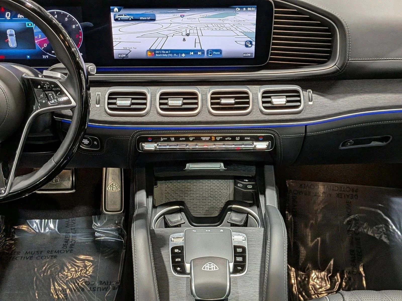 Used 2024 Obsidian Black Metallic Mercedes-Benz Maybach GLS 600 image 16