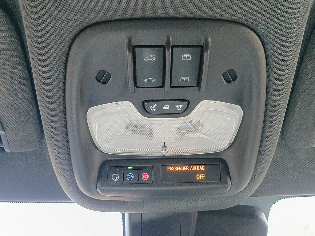 Used 2021 Midnight Blue Metallic Chevrolet ACTIV image 25