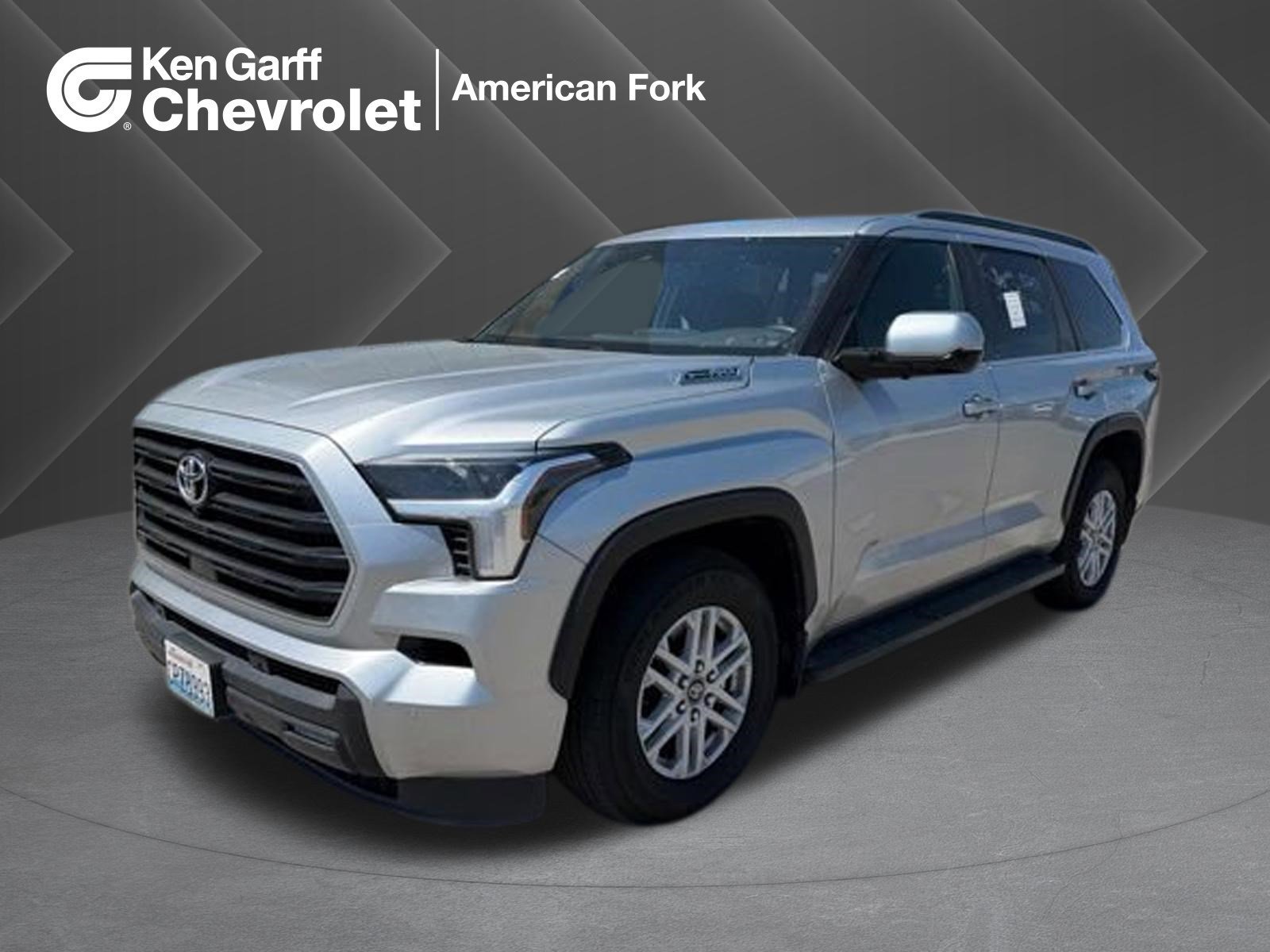 2025 Toyota Sequoia SR5 4WD i-FORCE MAX Hybrid's photo