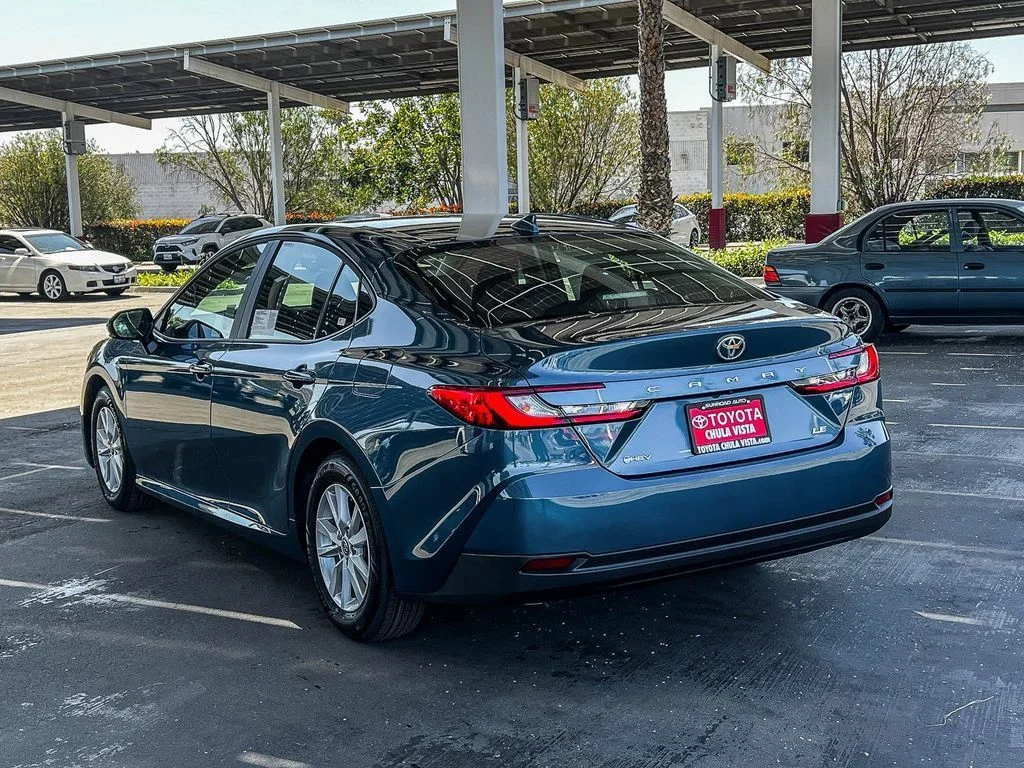 Used 2026  Toyota LE image 6
