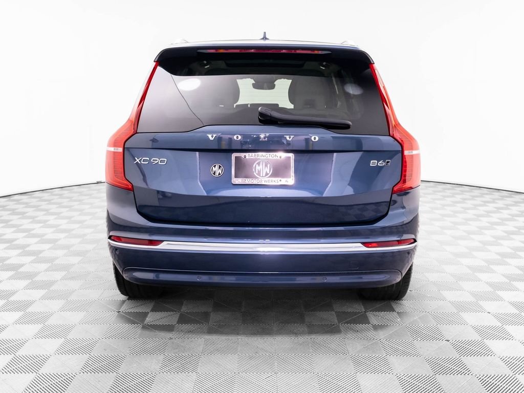 Used 2023 Denim Blue Metallic Volvo B6 Plus 7-Seater image 5
