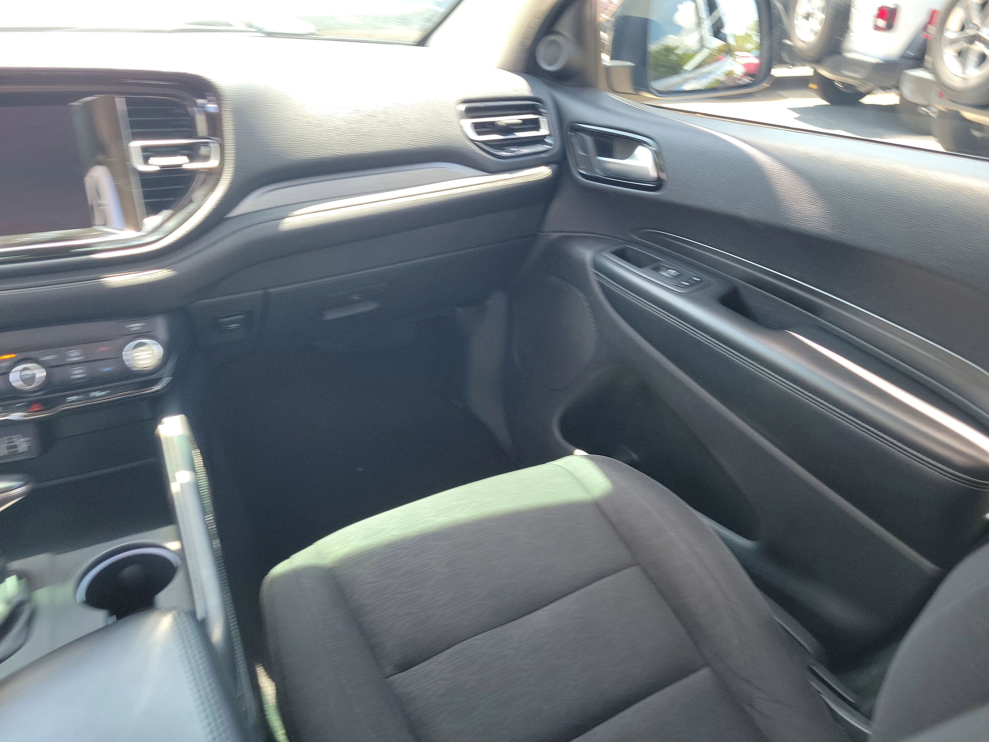 Used 2022 DB Black Clearcoat Dodge SXT image 18