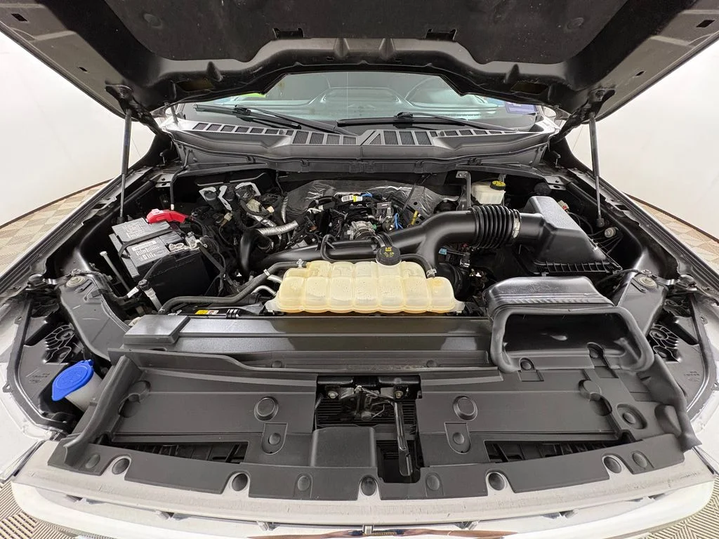 Certified Used 2023  Ford Lariat image 32