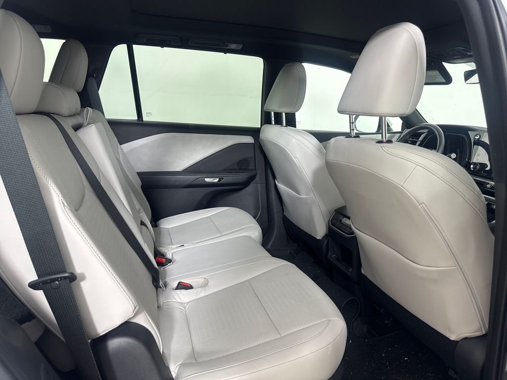 Used 2025 Beige Lexus 350 Premium image 9