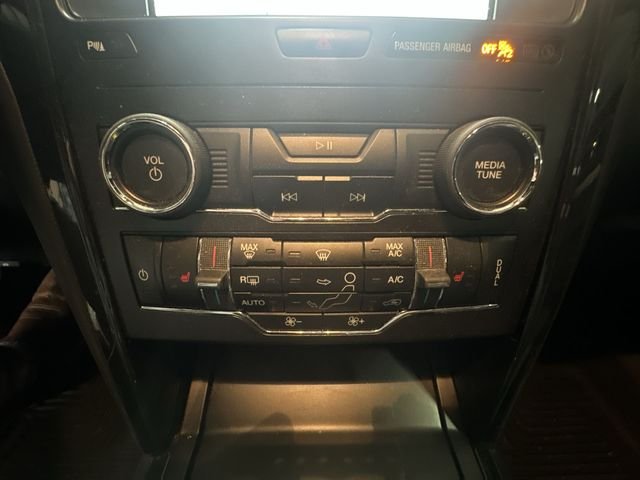 Certified Used 2019 White Ford XLT image 21