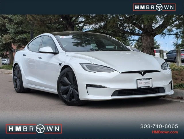 2023 Tesla Model S Standard Range's photo