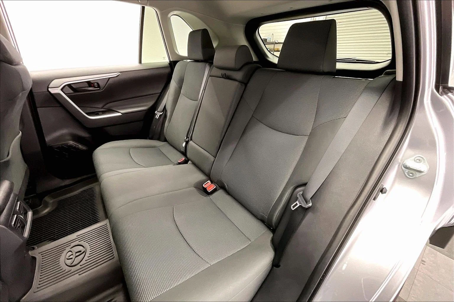 Used 2022 Silver Sky Metallic Toyota LE image 19