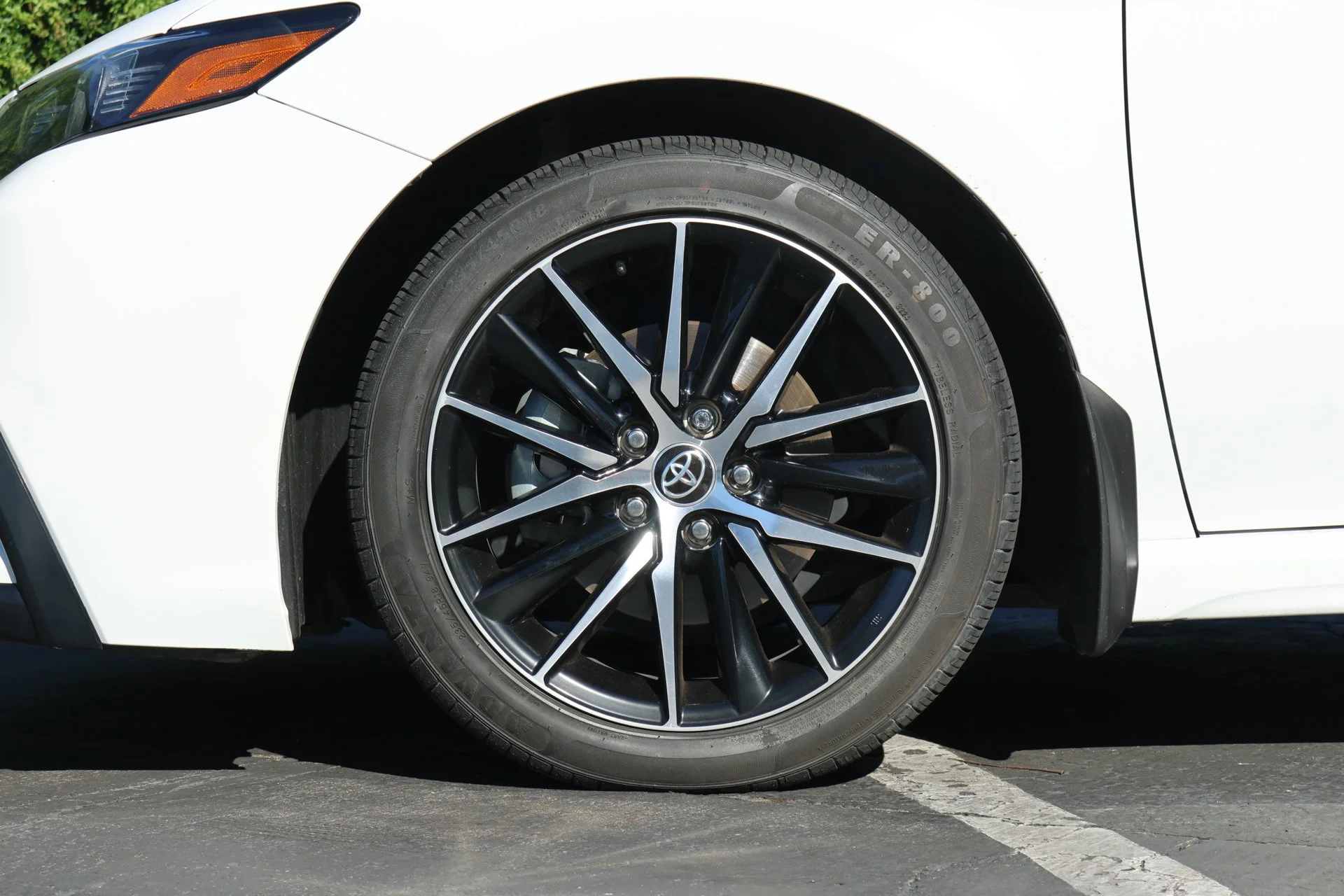 Used 2023 White Toyota SE image 5