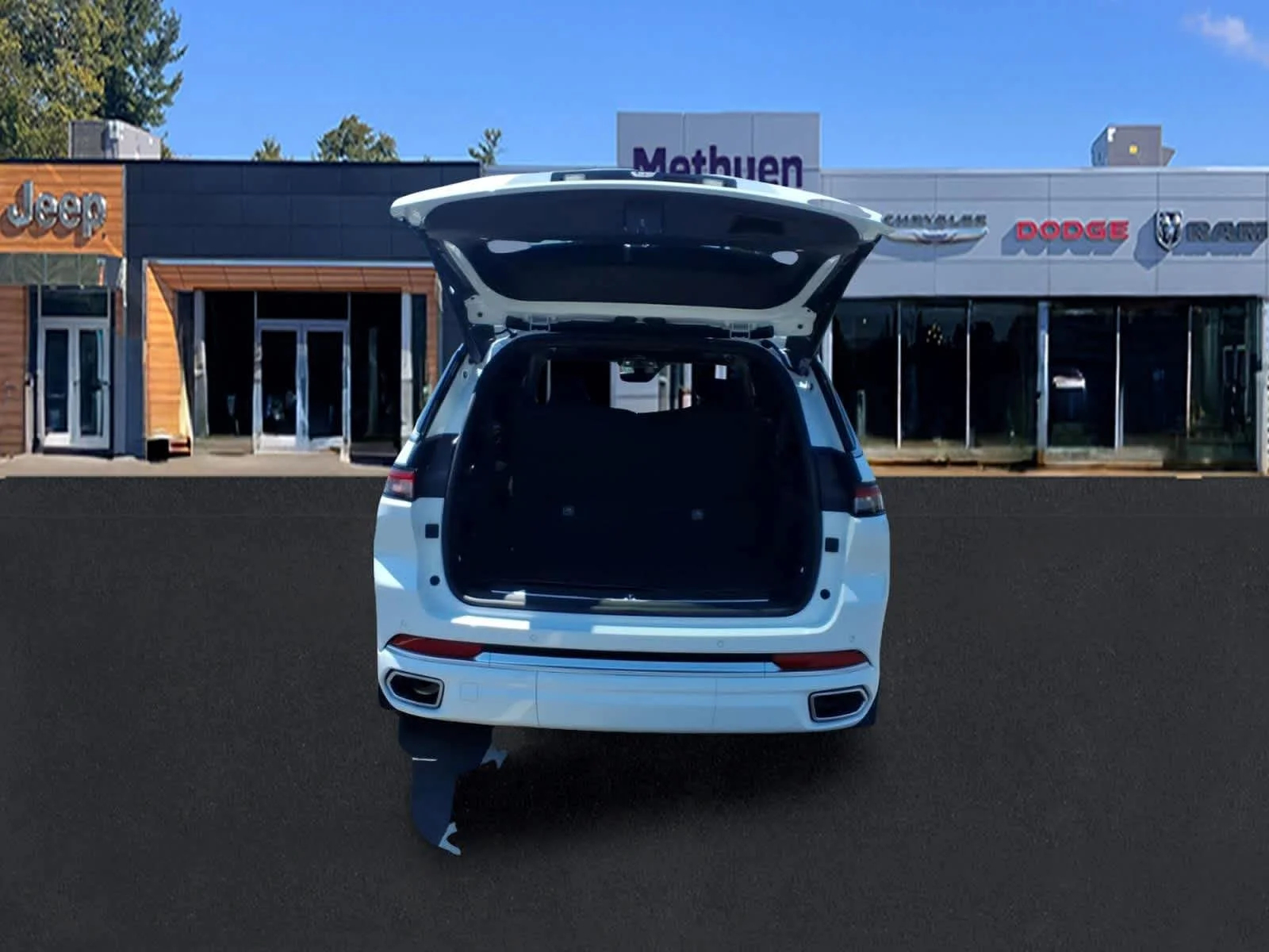 Used 2025 Bright White Clearcoat Jeep Summit Reserve image 6