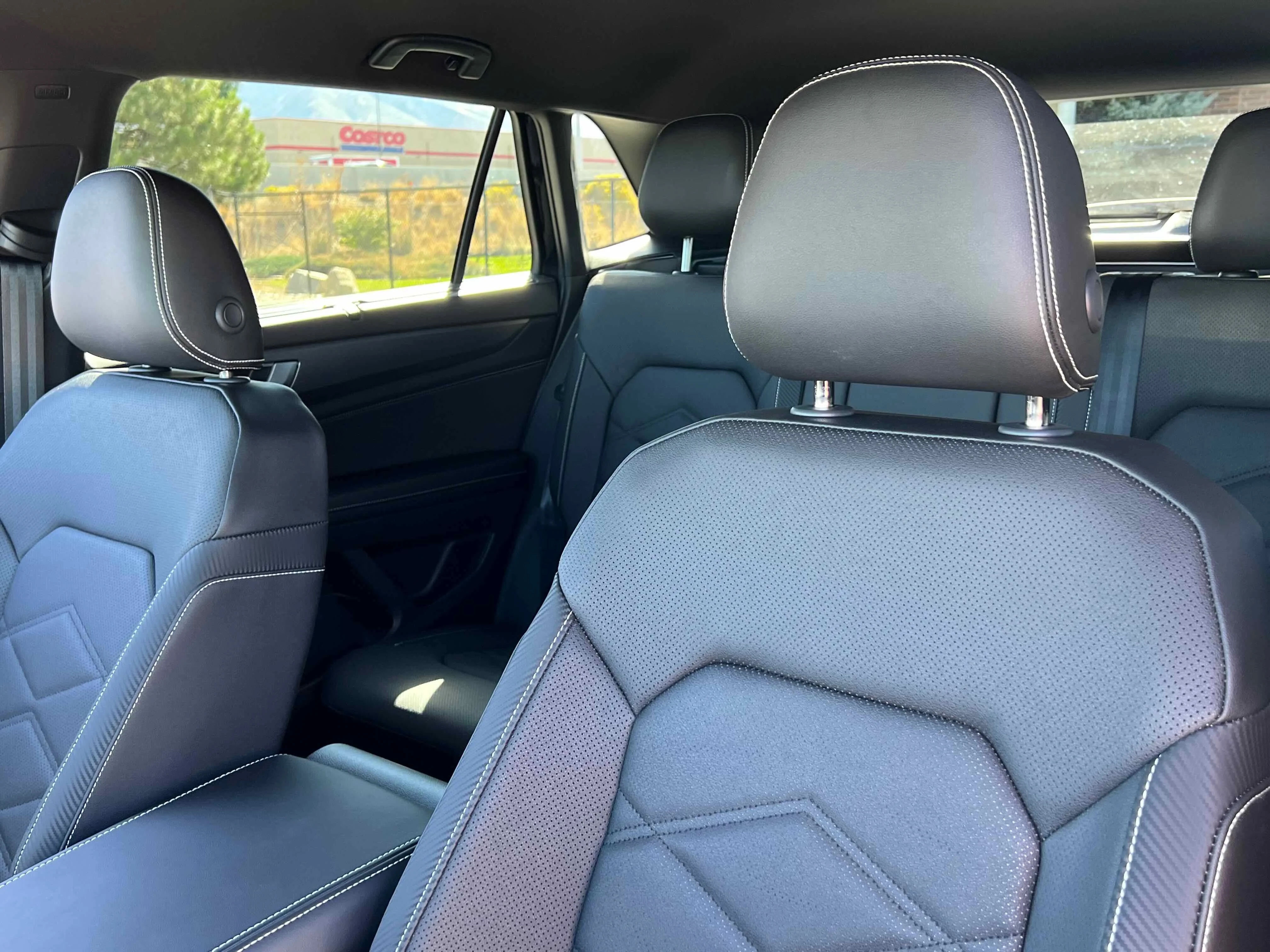 New 2026 Deep Black Volkswagen 2.0T SE w/Technology image 19