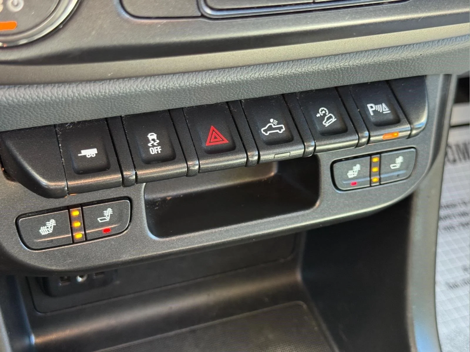 Used 2020 Shadow Gray Metallic Chevrolet 2WD Z71 image 25