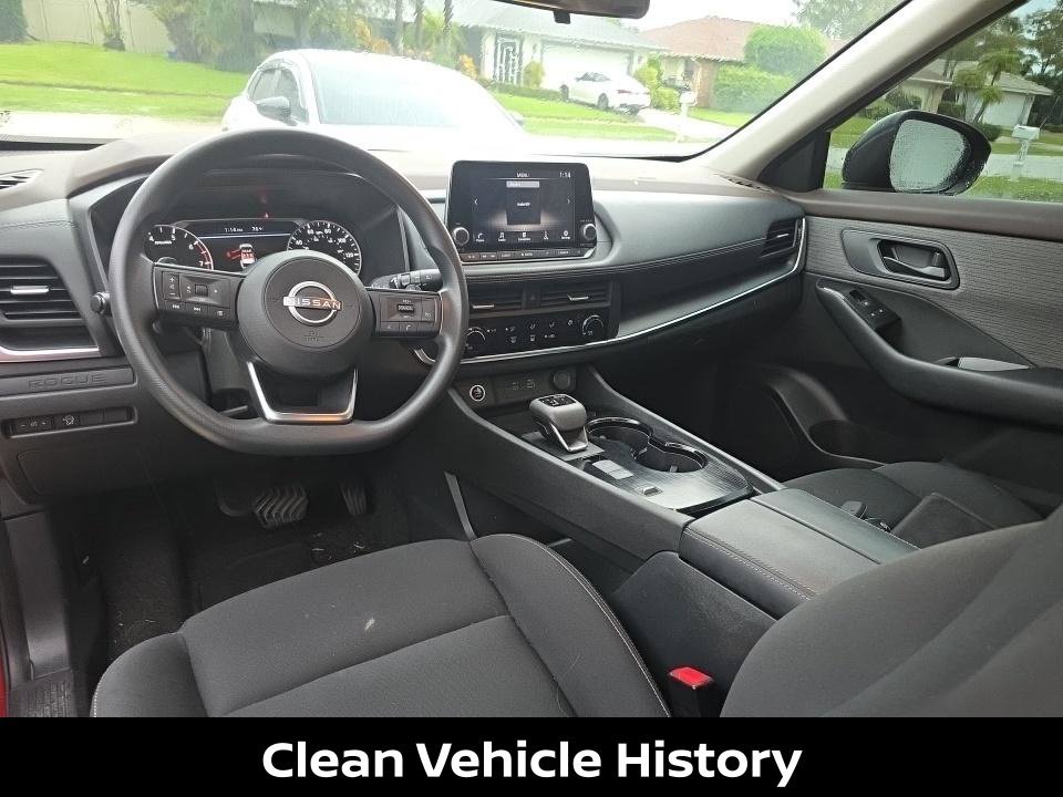 Certified Used 2023 Red Nissan S image 3