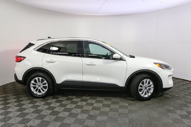Used 2020 White Ford SE image 13