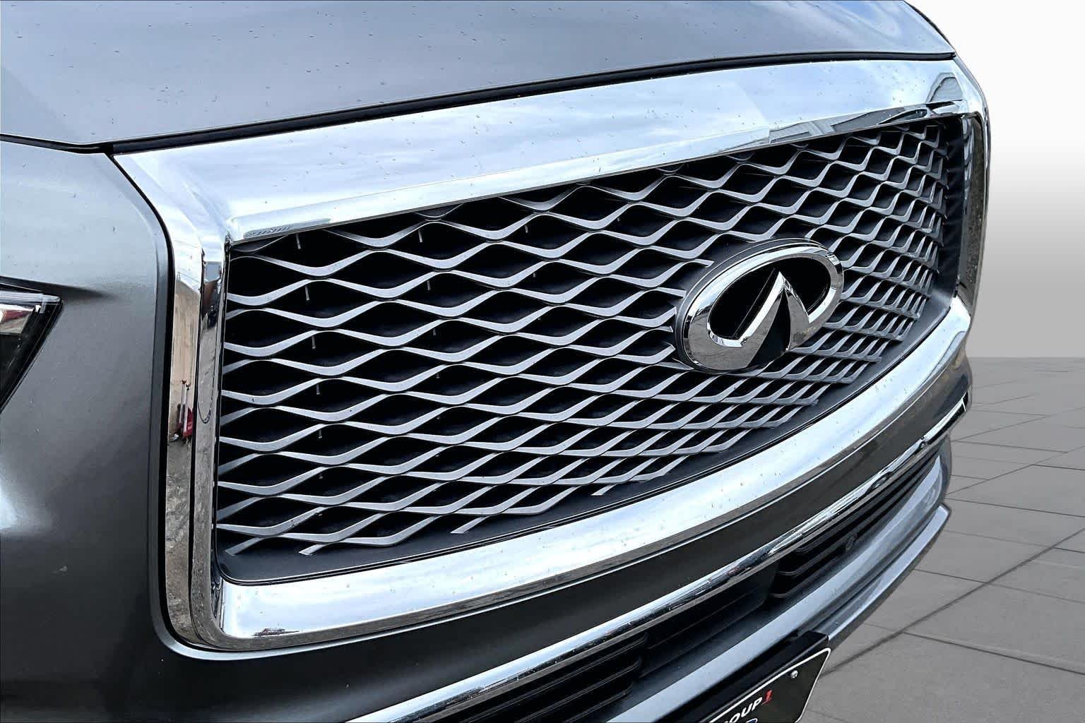 Used 2018 Graphite Shadow INFINITI  image 30