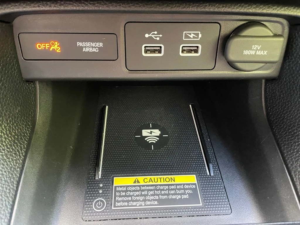 Used 2024 Red Honda Touring image 18